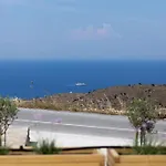 Kea 360 Villas- Dionysos Den * Korissia (Kea)