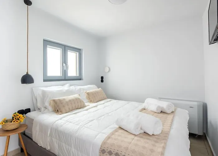 Kea 360 Villas- Dionysos Den * Korissia (Kea)